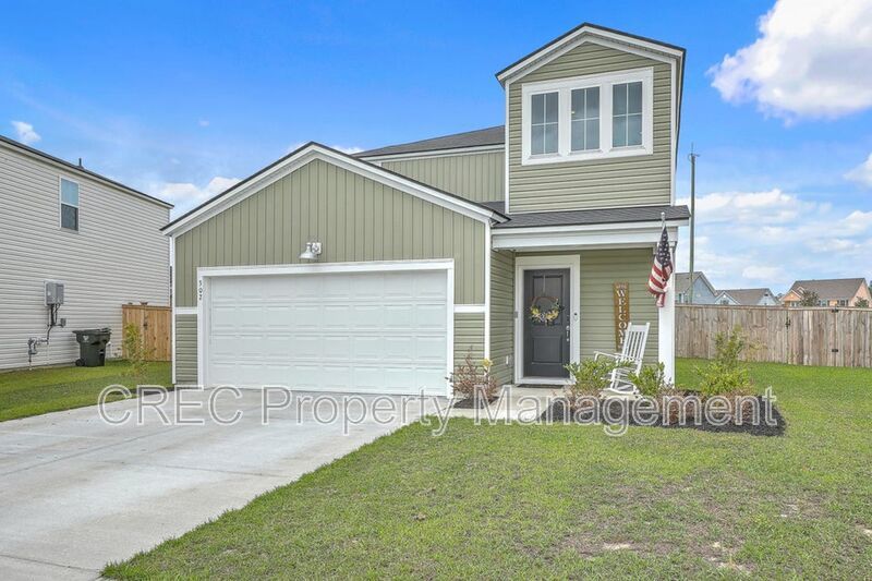 Like-New Pond Lot Home with First-Floor Primary Suite property image