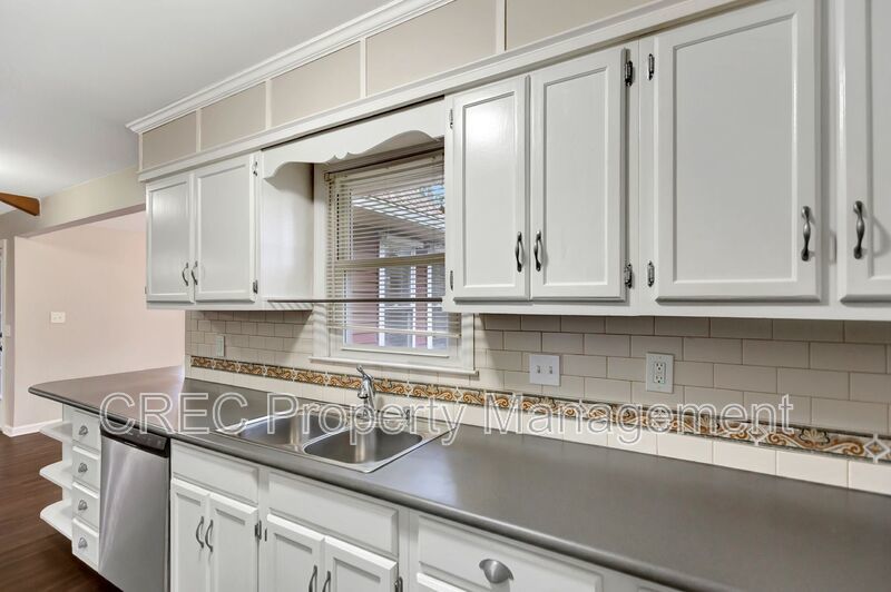 Charming 4-Bedroom, 2-Bath Brick Home with FROG in Tall Pines – Ladson, SC property image