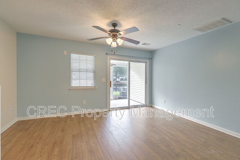 Move in Ready Townhouse in Summer Wood! property image