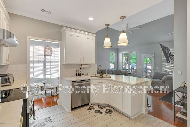 Stunning Single-Level Home in Marsh Walk, Mount Pleasant property image