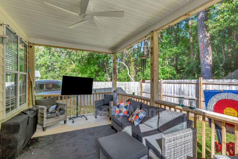 Stunning Single-Level Home in Marsh Walk, Mount Pleasant property image