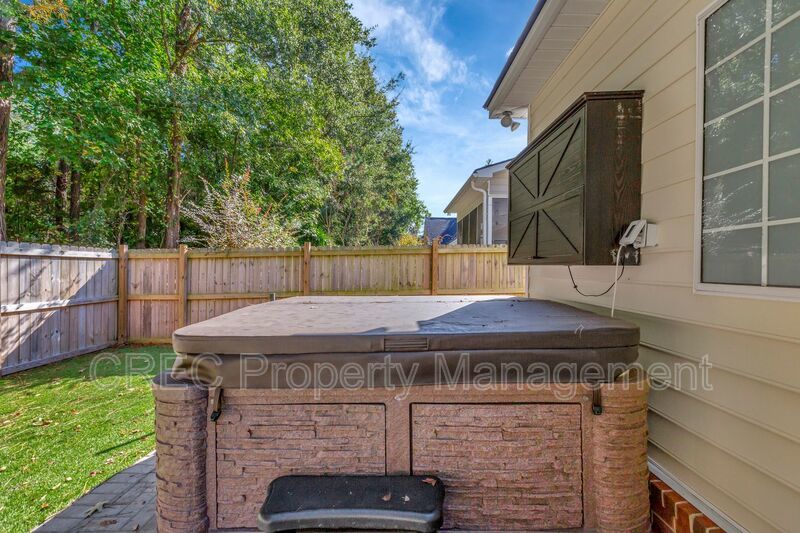 Stunning Single-Level Home in Marsh Walk, Mount Pleasant property image