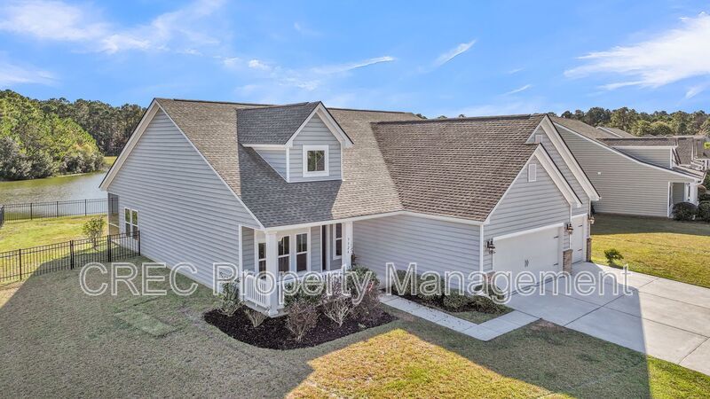 Stunning Lakefront Home with Exceptional Views in St. Johns Lake property image