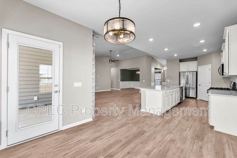 Stunning Lakefront Home with Exceptional Views in St. Johns Lake property image