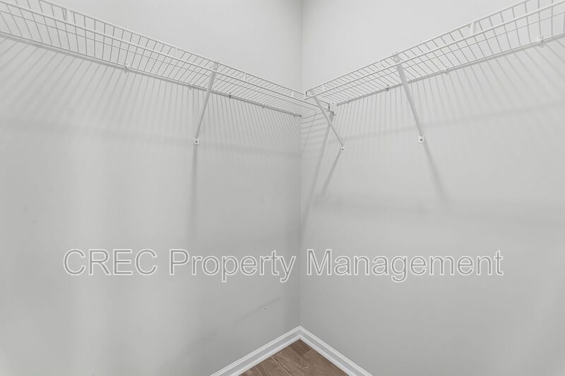 Stunning Lakefront Home with Exceptional Views in St. Johns Lake property image