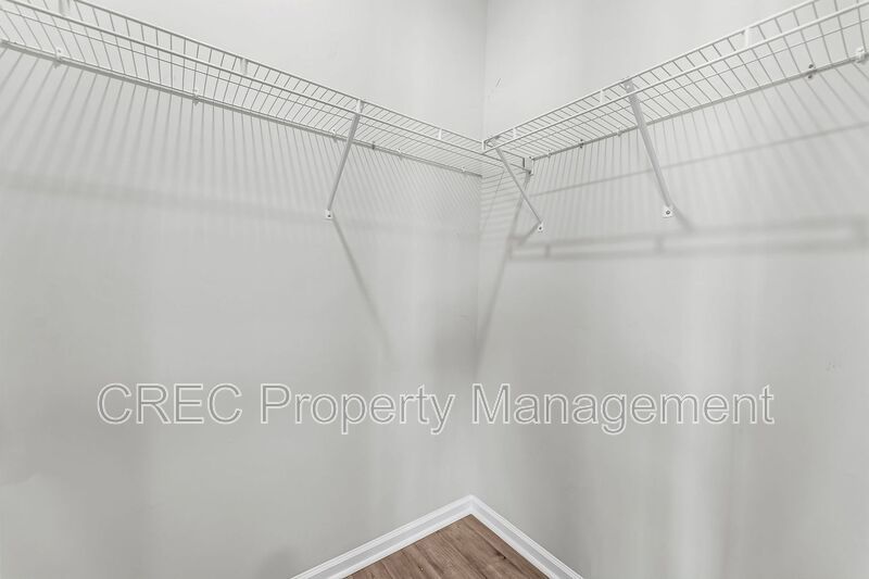 Stunning Lakefront Home with Exceptional Views in St. Johns Lake property image