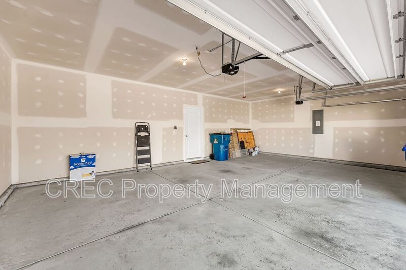 Stunning Lakefront Home with Exceptional Views in St. Johns Lake property image