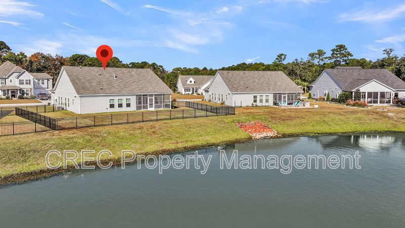 Stunning Lakefront Home with Exceptional Views in St. Johns Lake property image