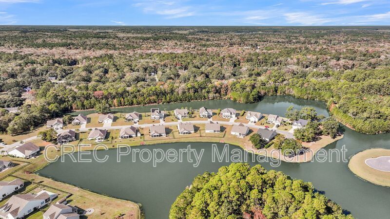 Stunning Lakefront Home with Exceptional Views in St. Johns Lake property image