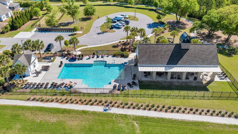 Stunning Lakefront Home with Exceptional Views in St. Johns Lake property image