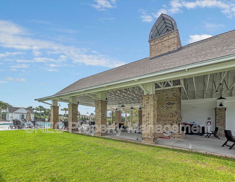 Stunning Lakefront Home with Exceptional Views in St. Johns Lake property image