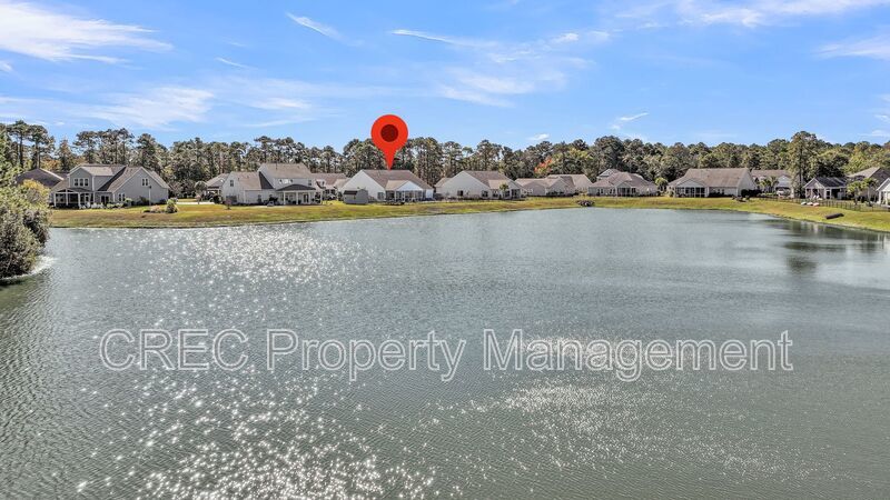 Stunning Lakefront Home with Exceptional Views in St. Johns Lake property image