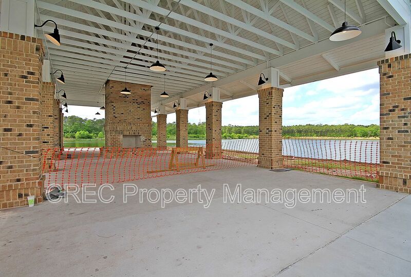 Stunning Lakefront Home with Exceptional Views in St. Johns Lake property image