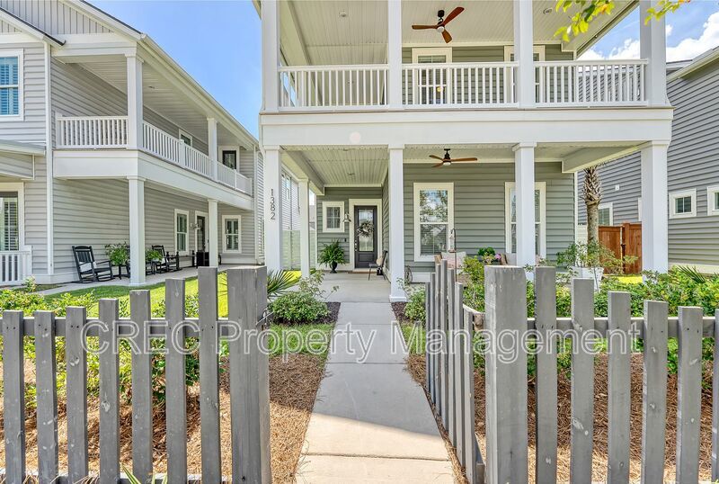 Beautifully Upgraded 3-Story Charleston Row Home in Premier Summers Corner Community property image