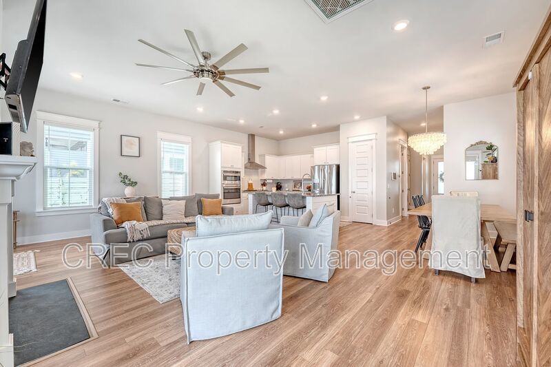 Beautifully Upgraded 3-Story Charleston Row Home in Premier Summers Corner Community property image