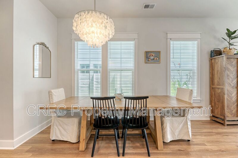 Beautifully Upgraded 3-Story Charleston Row Home in Premier Summers Corner Community property image