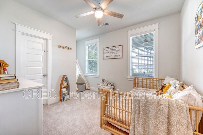 Beautifully Upgraded 3-Story Charleston Row Home in Premier Summers Corner Community property image