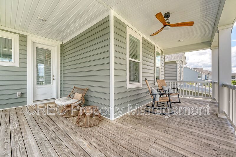 Beautifully Upgraded 3-Story Charleston Row Home in Premier Summers Corner Community property image