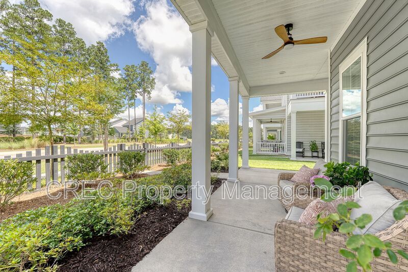 Beautifully Upgraded 3-Story Charleston Row Home in Premier Summers Corner Community property image
