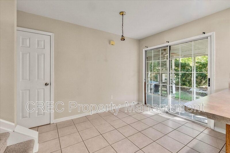 Bright, Spacious, and Ideally Located in the Heart of Charleston property image