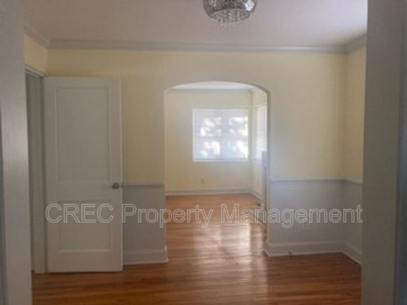 Cozy, Updated Cottage in Highly Desirable West Ashley property image