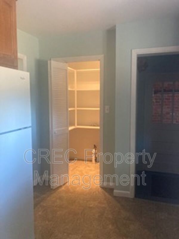 Cozy, Updated Cottage in Highly Desirable West Ashley property image