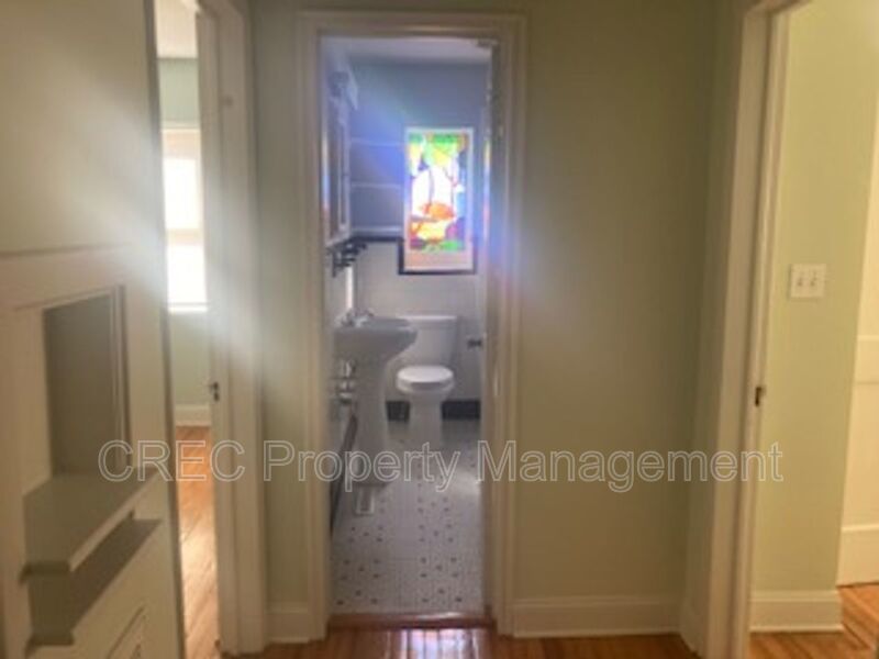 Cozy, Updated Cottage in Highly Desirable West Ashley property image