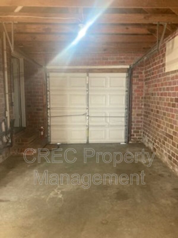 Cozy, Updated Cottage in Highly Desirable West Ashley property image