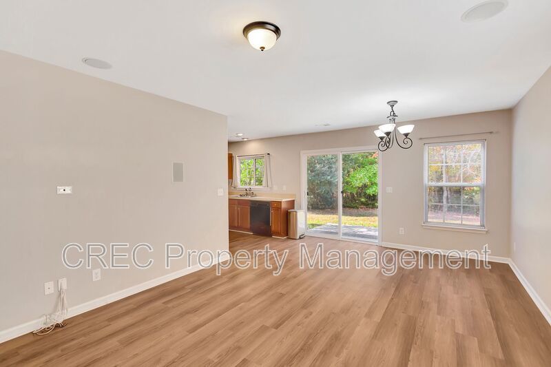 A True Summerville Gem in Eagle Run!! property image