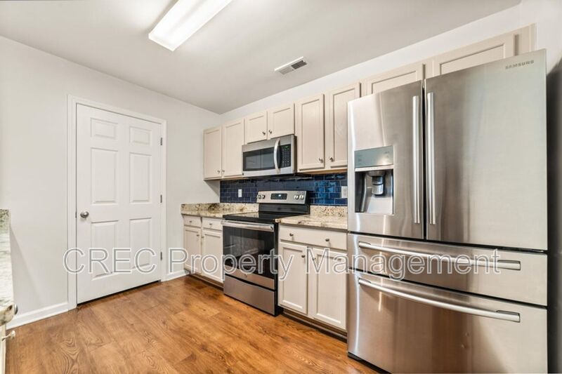 Charming 3-Bedroom with Dual Masters, Open Concept and & PRIME Location property image