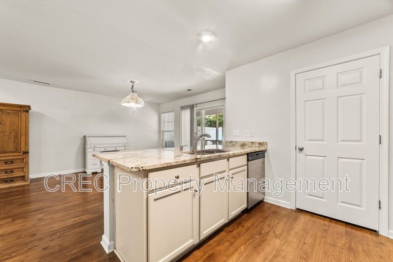 Charming 3-Bedroom with Dual Masters, Open Concept and & PRIME Location property image