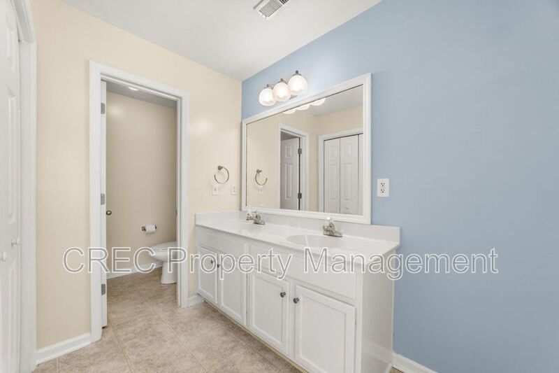 Charming 3-Bedroom with Dual Masters, Open Concept and & PRIME Location property image