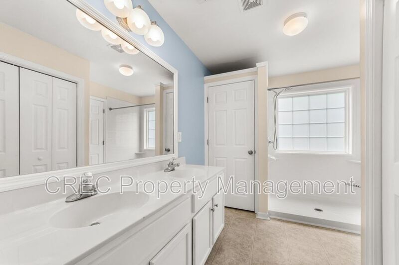 Charming 3-Bedroom with Dual Masters, Open Concept and & PRIME Location property image