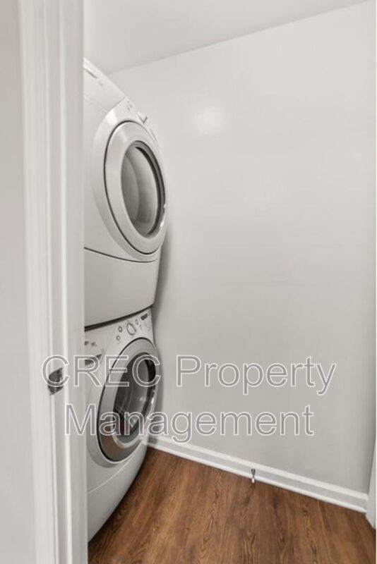 Charming 3-Bedroom with Dual Masters, Open Concept and & PRIME Location property image