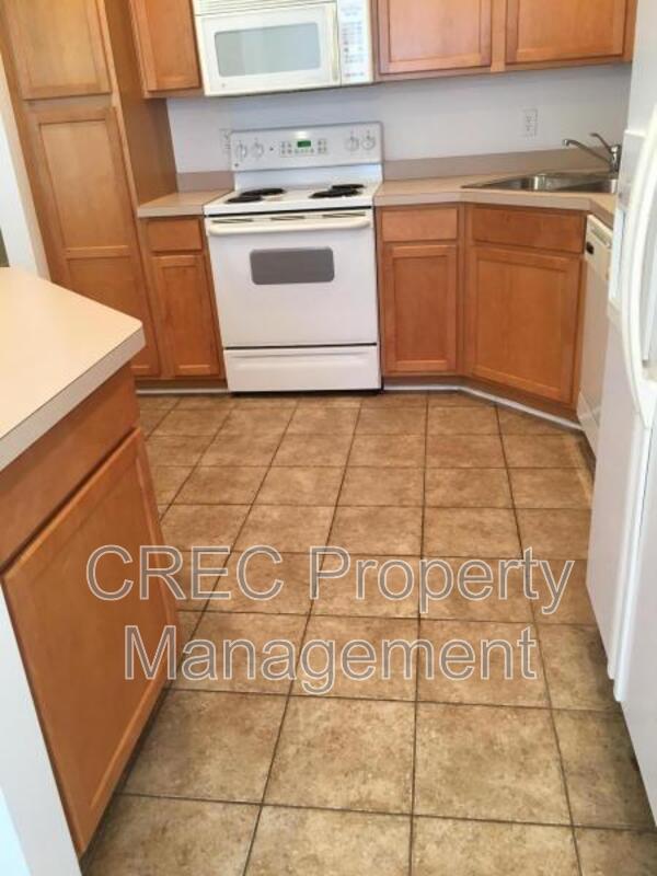 2 Story Townhouse With Garage! property image