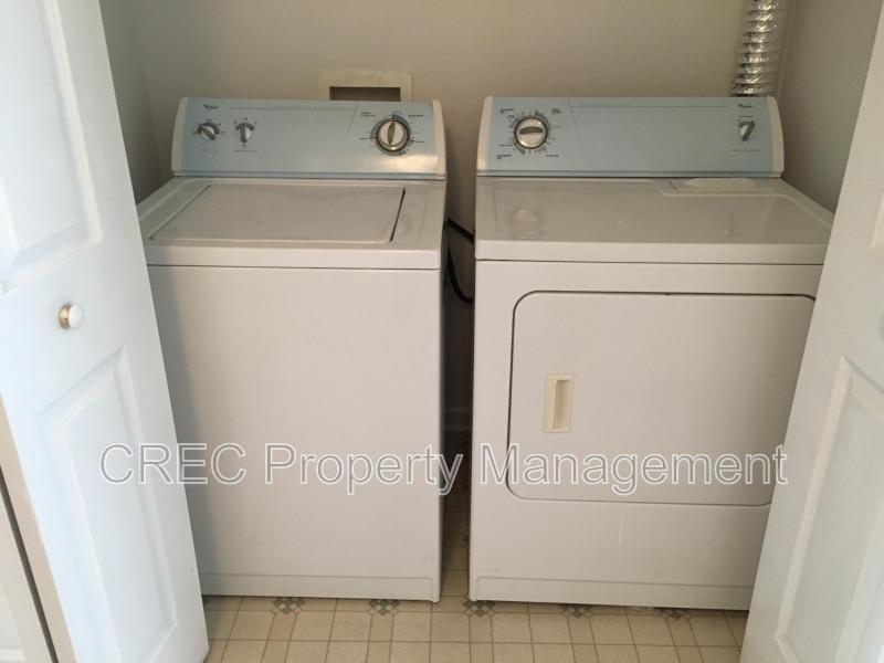 2 Story Townhouse With Garage! property image