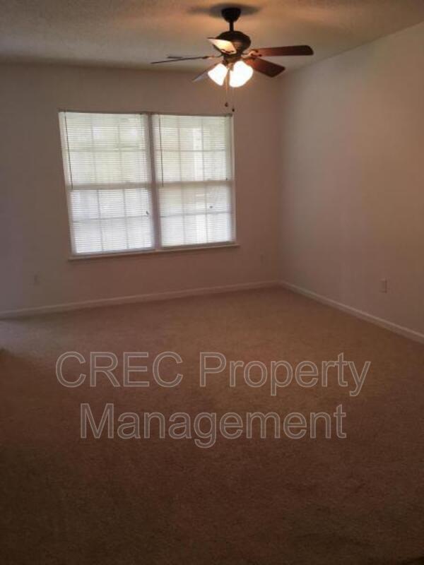 2 Story Townhouse With Garage! property image
