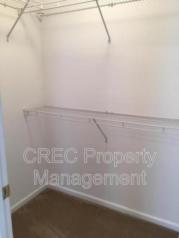 2 Story Townhouse With Garage! property image