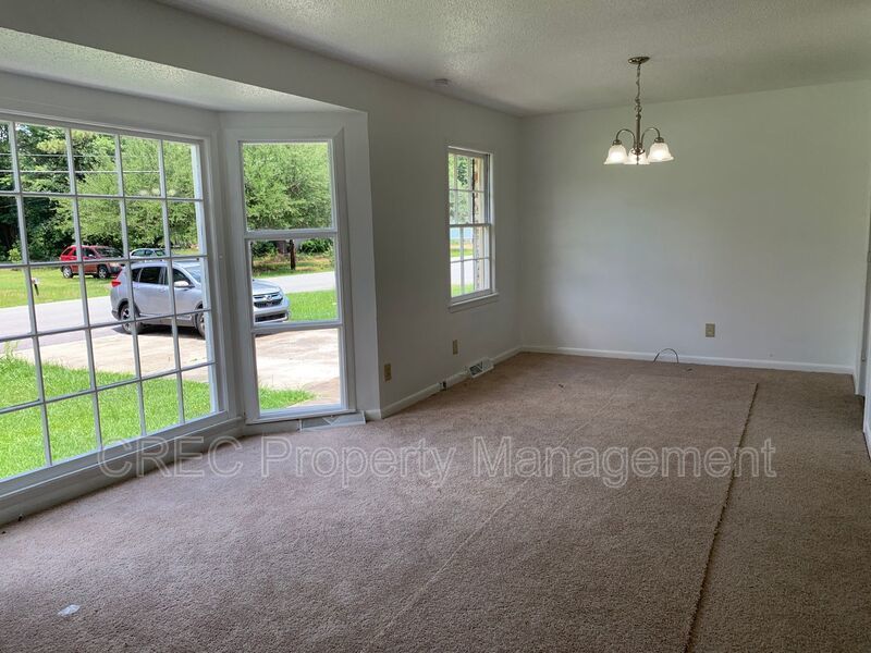 Ranch Style Home in Summerville! property image