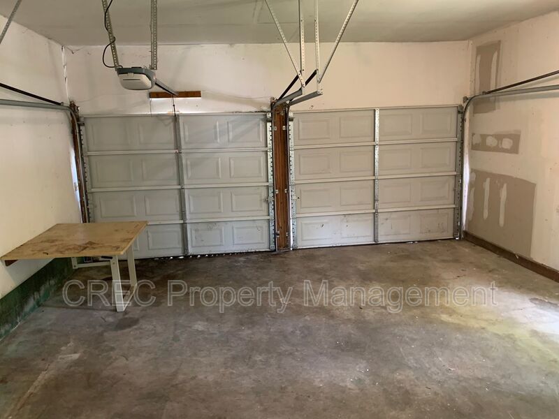 Ranch Style Home in Summerville! property image