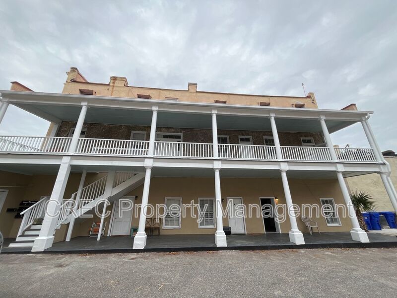 Two Bedroom - Downtown CHS Apartment! property image