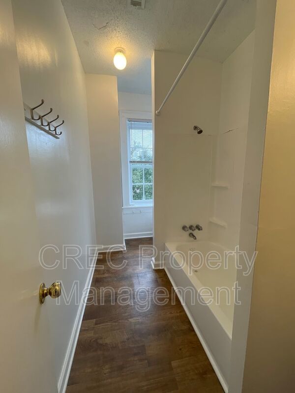 Two Bedroom - Downtown CHS Apartment! property image