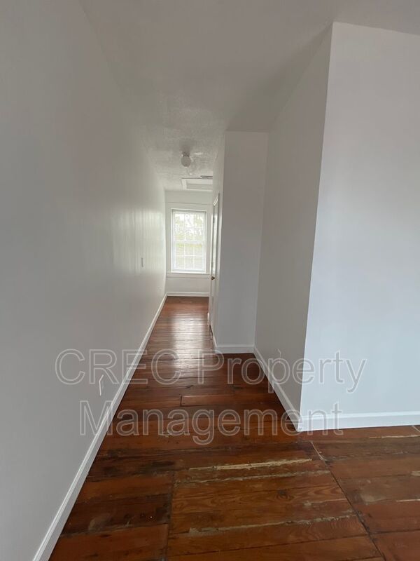 Two Bedroom - Downtown CHS Apartment! property image