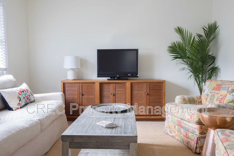 Move-In Ready! Fully Furnished 3-Bedroom, 2.5-Bath Home – Just Bring Your Suitcase! property image