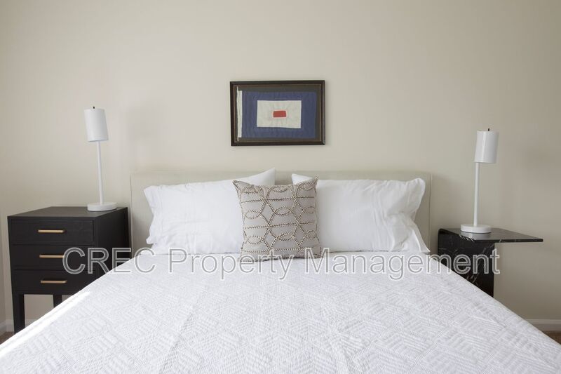 Move-In Ready! Fully Furnished 3-Bedroom, 2.5-Bath Home – Just Bring Your Suitcase! property image