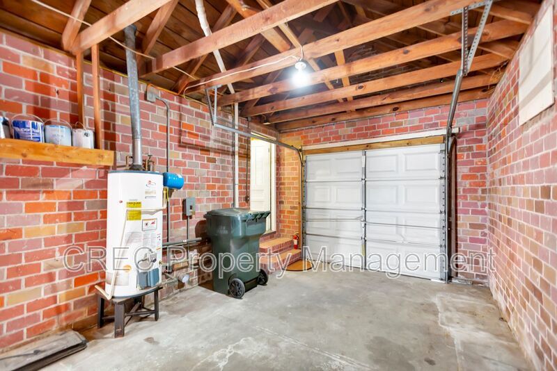 Cozy, Updated Cottage in Highly Desirable West Ashley property image