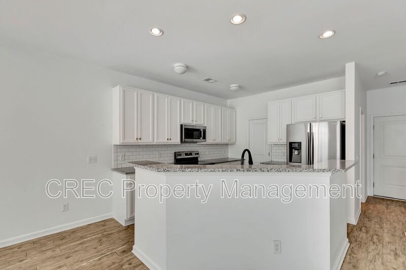 Gorgeous Home in Westcott Plantation! property image