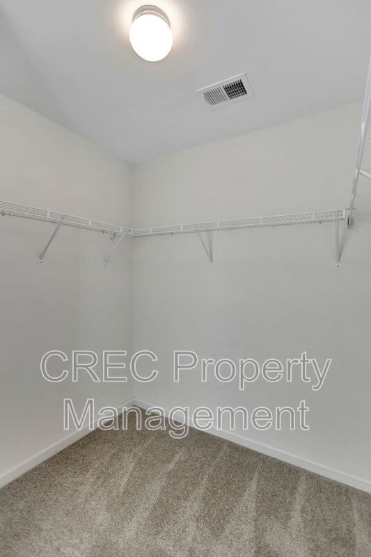 Gorgeous Home in Westcott Plantation! property image