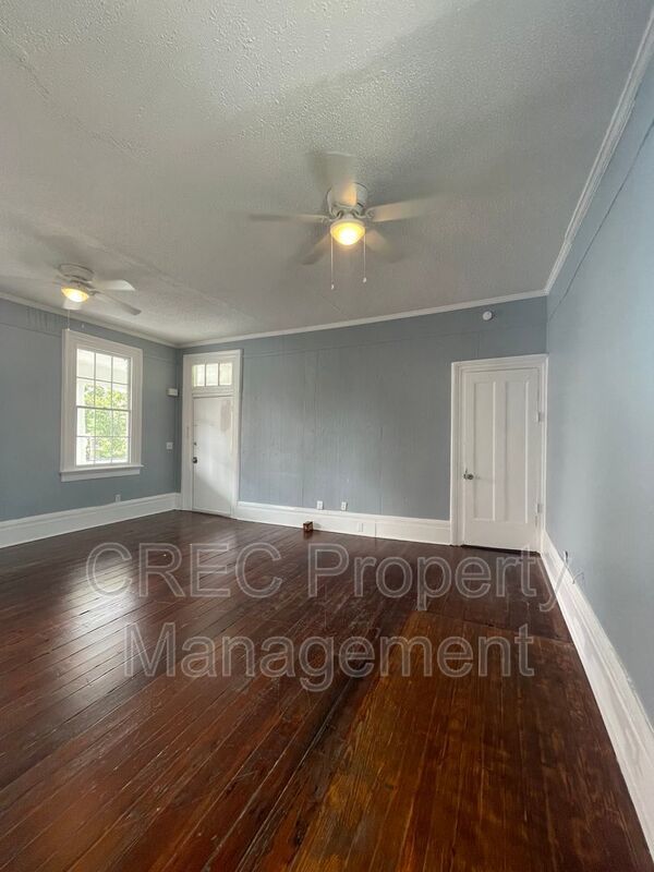 Downtown Apartment Available Now! property image