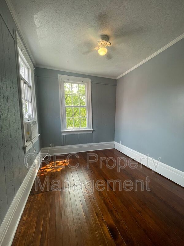 Downtown Apartment Available Now! property image